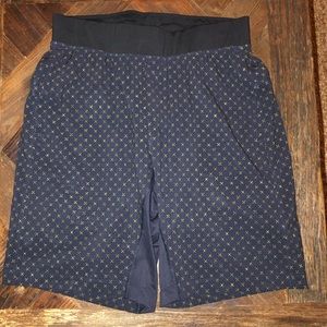 Lululemon Cross Me Split Pea T.H.E. Shorts Lux